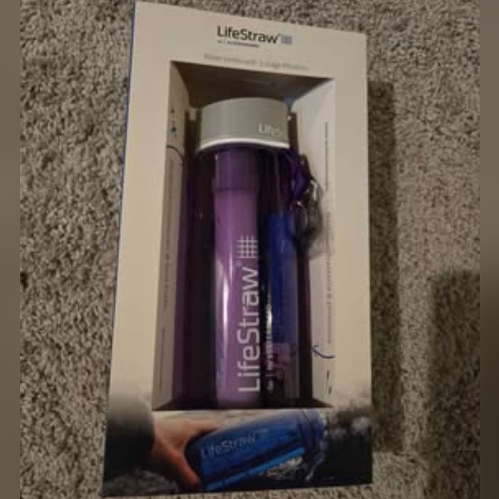 LifStraw Water Bottle with 2-stage filtration 24 Ounces